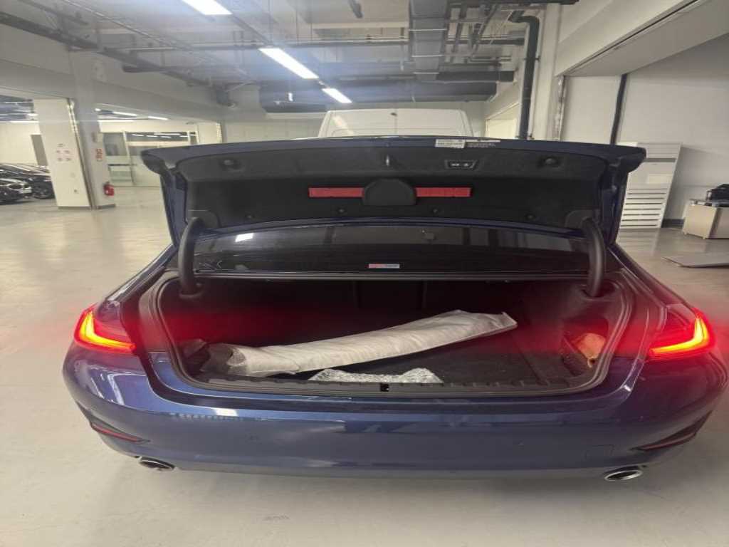 BMW 3시리즈(7세대) 320i 럭셔리 이노베이션팩 - 이미지 11