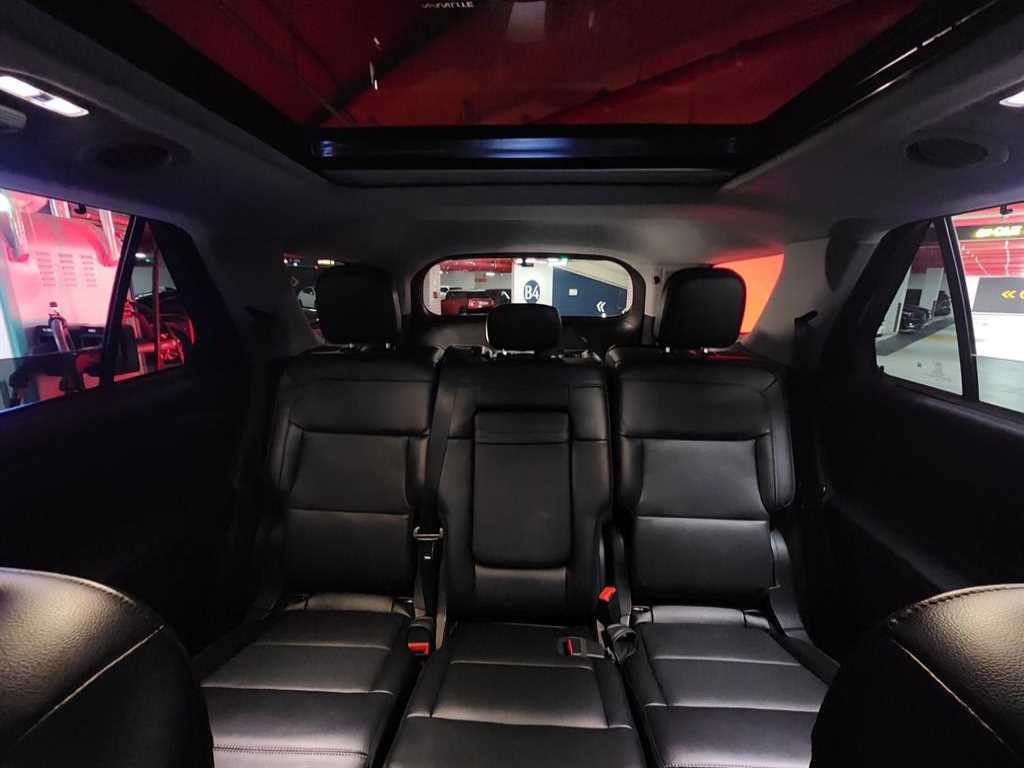 포드 익스플로러(6세대) 2.3 AWD 리미티드 - 이미지 6