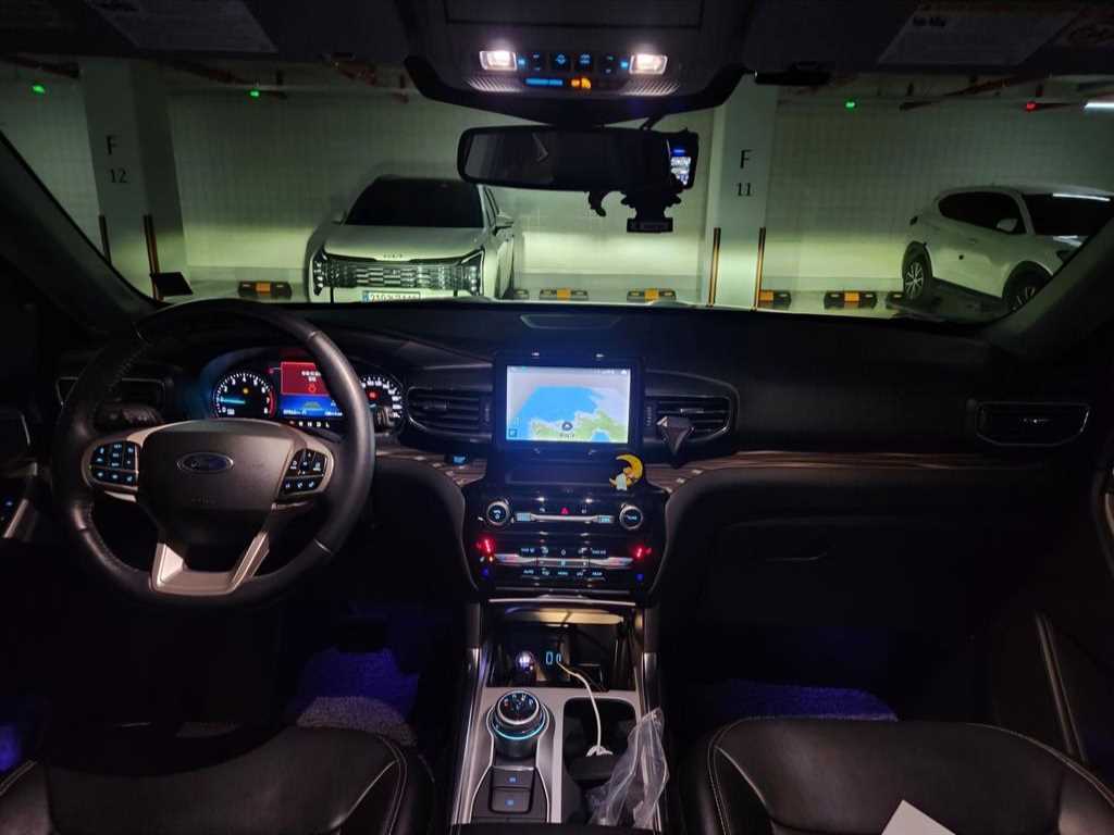 포드 익스플로러(6세대) 2.3 AWD 리미티드 - 이미지 4