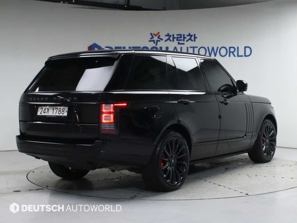 랜드로버 레인지로버(4세대) 4.4 SDV8 보그 SE - 이미지 12