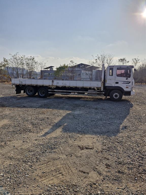 현대 메가트럭 5톤 초장축 플러스 - 이미지 2