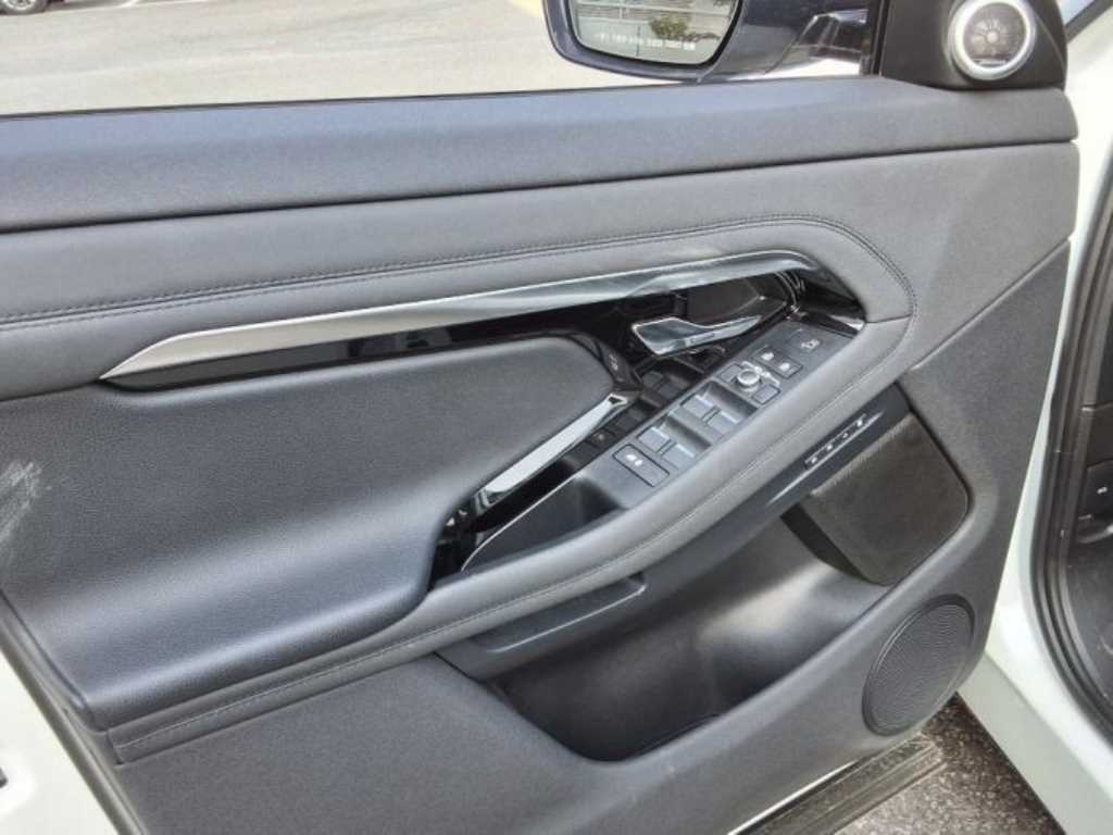 랜드로버 레인지로버 이보크(2세대) 2.0 P250 SE - 이미지 6