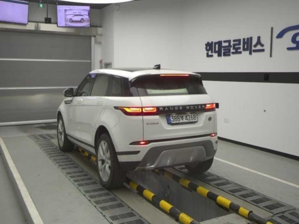 랜드로버 레인지로버 이보크(2세대) 2.0 P250 SE - 이미지 8