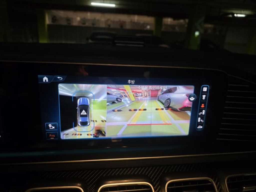 벤츠 GLE클래스(4세대) GLE 53 AMG 4매틱+ 쿠페 - 이미지 3