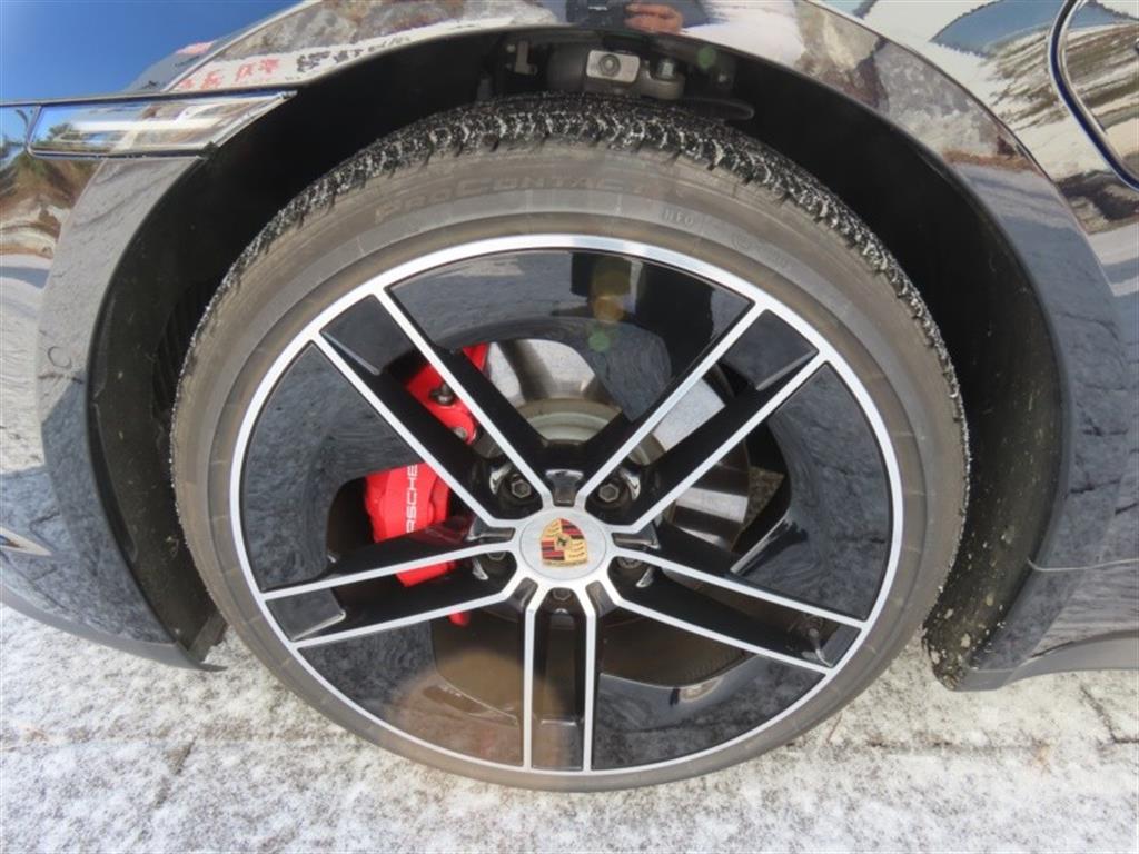 포르쉐 타이칸 EV 4S - 이미지 17