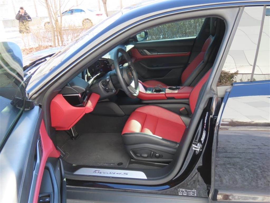 포르쉐 타이칸 EV 4S - 이미지 14