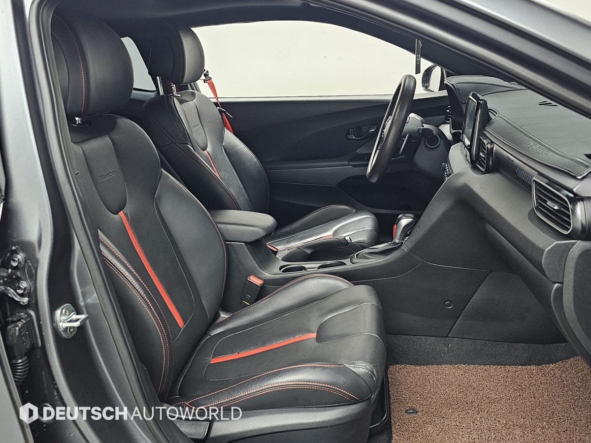 현대 벨로스터(JS) 1.6 터보 스포츠 코어