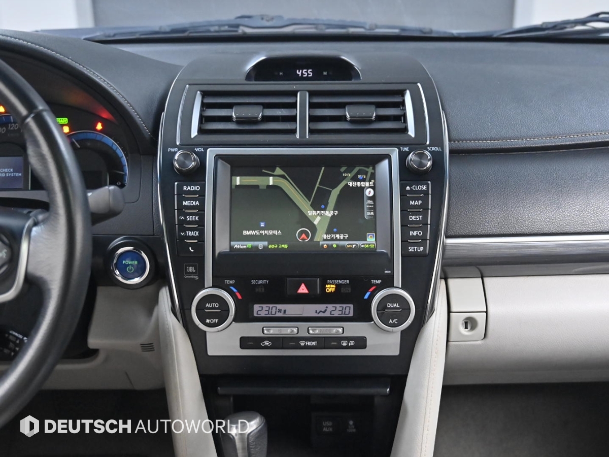 토요타 캠리(9세대) 2.5 하이브리드 XLE - 이미지 6