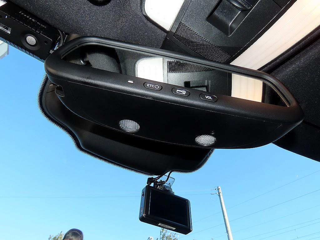 벤츠 E클래스(4세대) E350 CDI 블루텍 4매틱 - 이미지 19