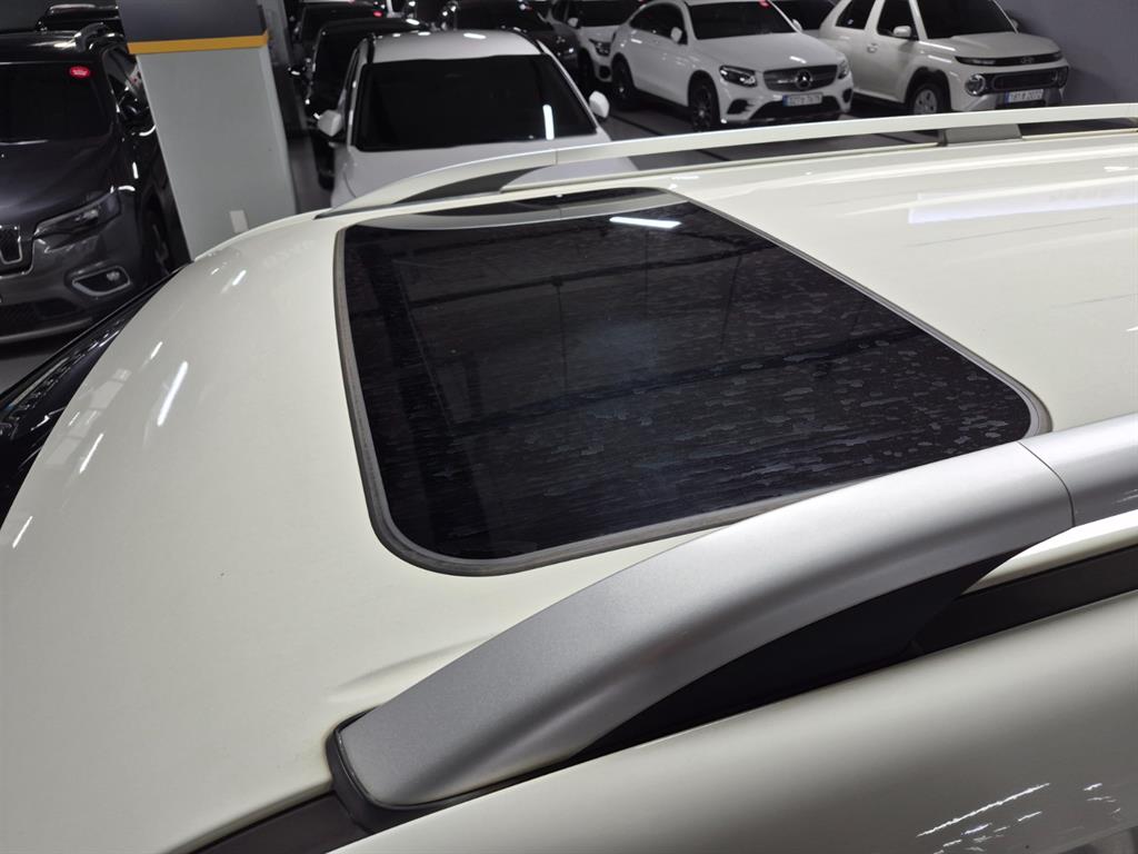 KG모빌리티(쌍용) 티볼리 에어 디젤 2WD RX - 이미지 2