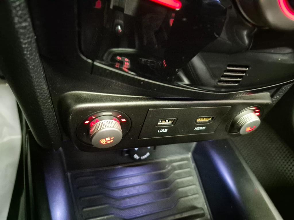 KG모빌리티(쌍용) 티볼리 에어 디젤 2WD RX - 이미지 10