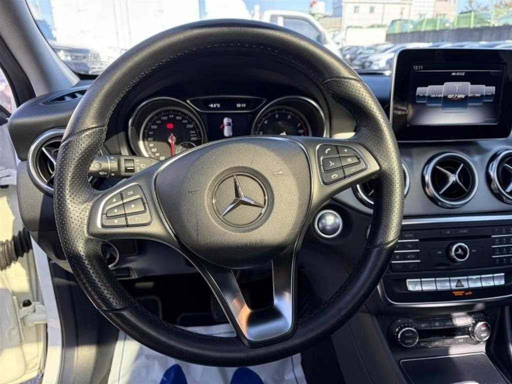 벤츠 GLA클래스 GLA 220 - 이미지 6