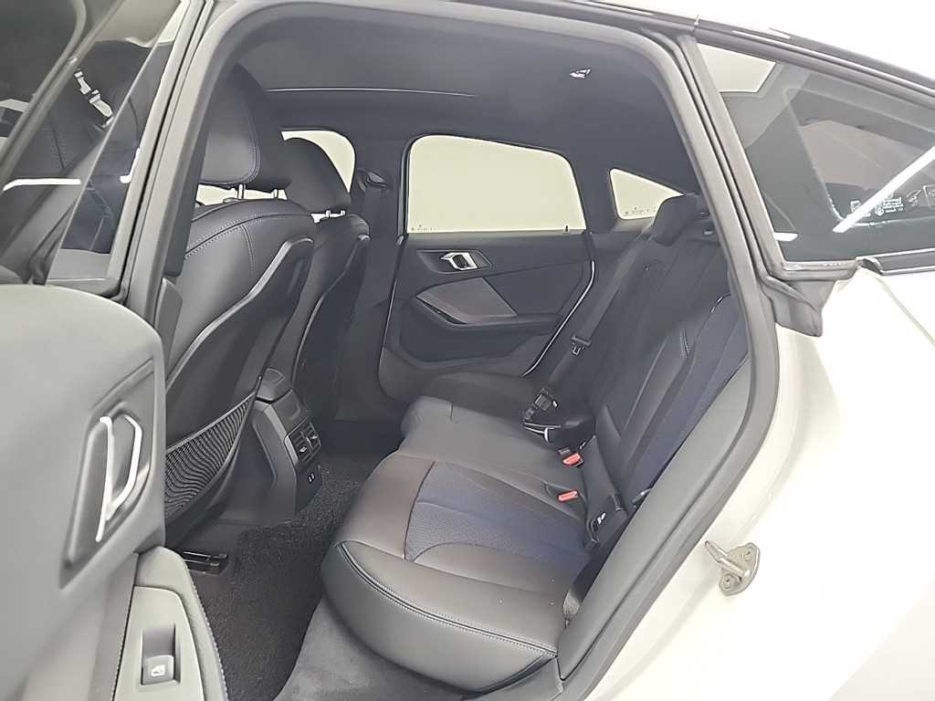 BMW 2시리즈(2세대) 그란쿠페 220i M 스포츠 - 이미지 8