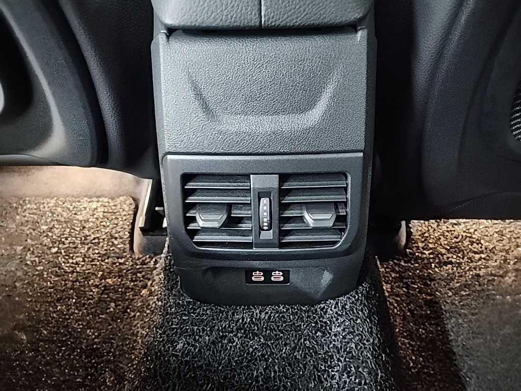 BMW 2시리즈(2세대) 그란쿠페 220i M 스포츠 - 이미지 17