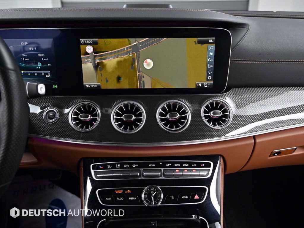 벤츠 E클래스(5세대) 쿠페 E450 4매틱 - 이미지 4