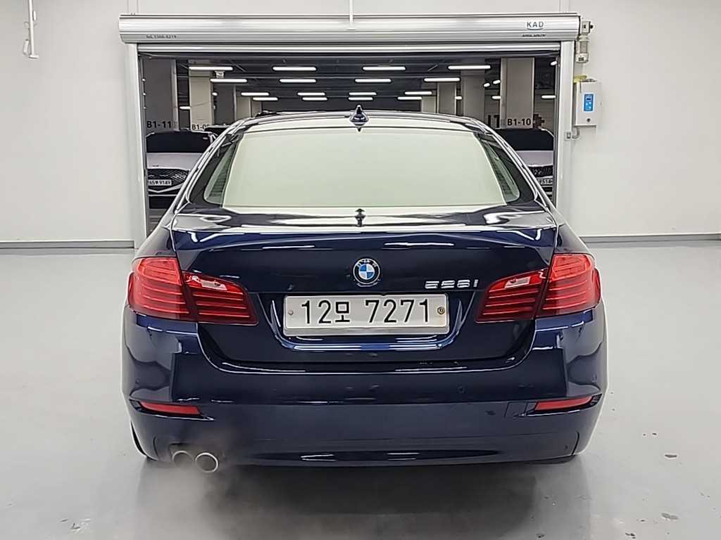 BMW 5시리즈(6세대) 528i - 이미지 14