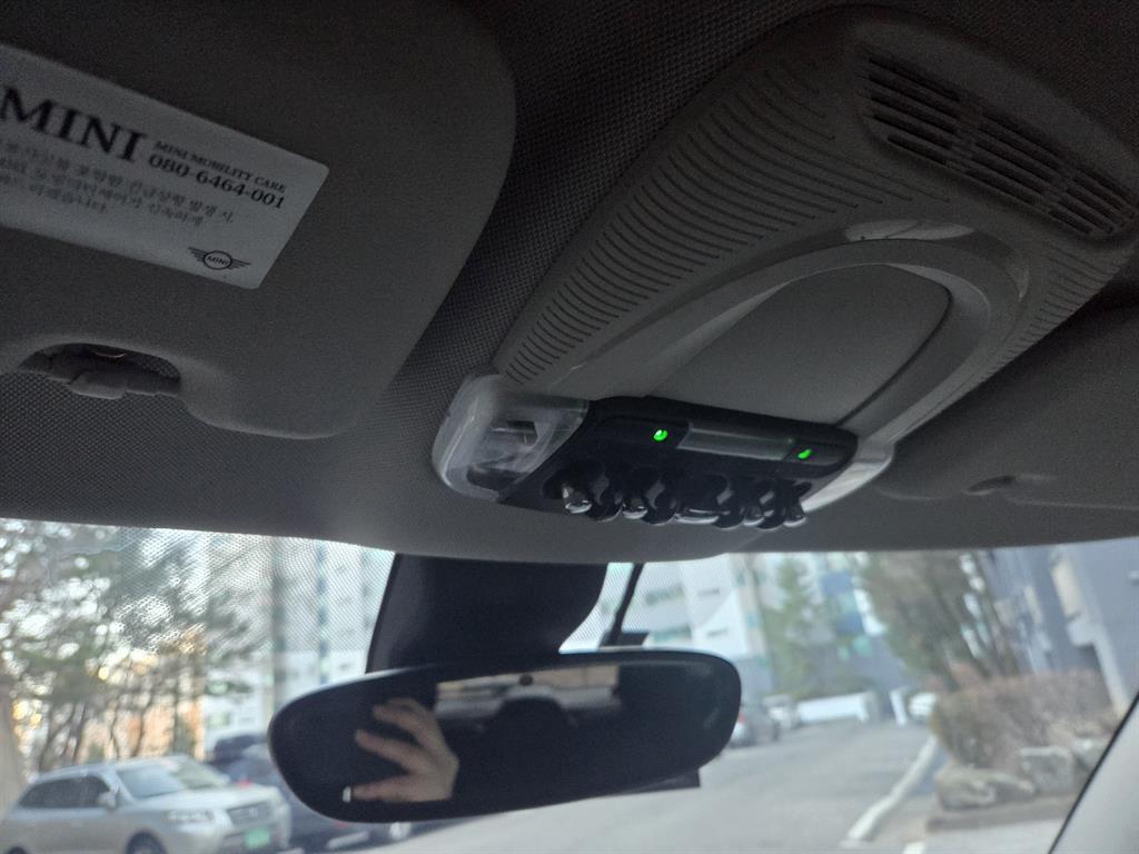 미니 컨트리맨(2세대) 2.0 D ALL4 하이트림 - 이미지 10