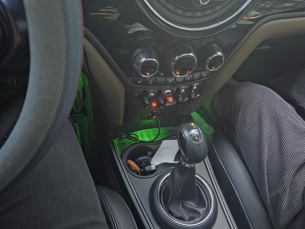 미니 컨트리맨(2세대) 2.0 D ALL4 하이트림 - 이미지 6