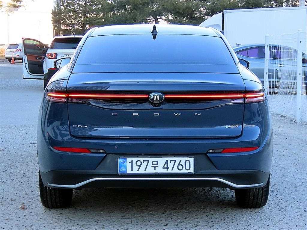 토요타 크라운(16세대) 2.5 하이브리드 - 이미지 15