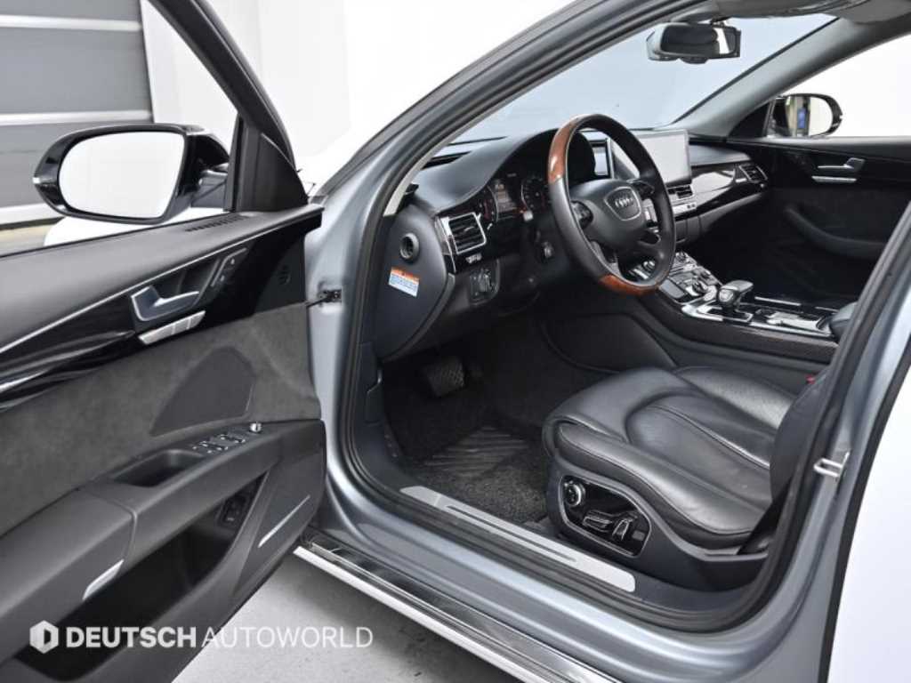 아우디 A8(3세대) 3.0 TFSI 콰트로 LWB - 이미지 19