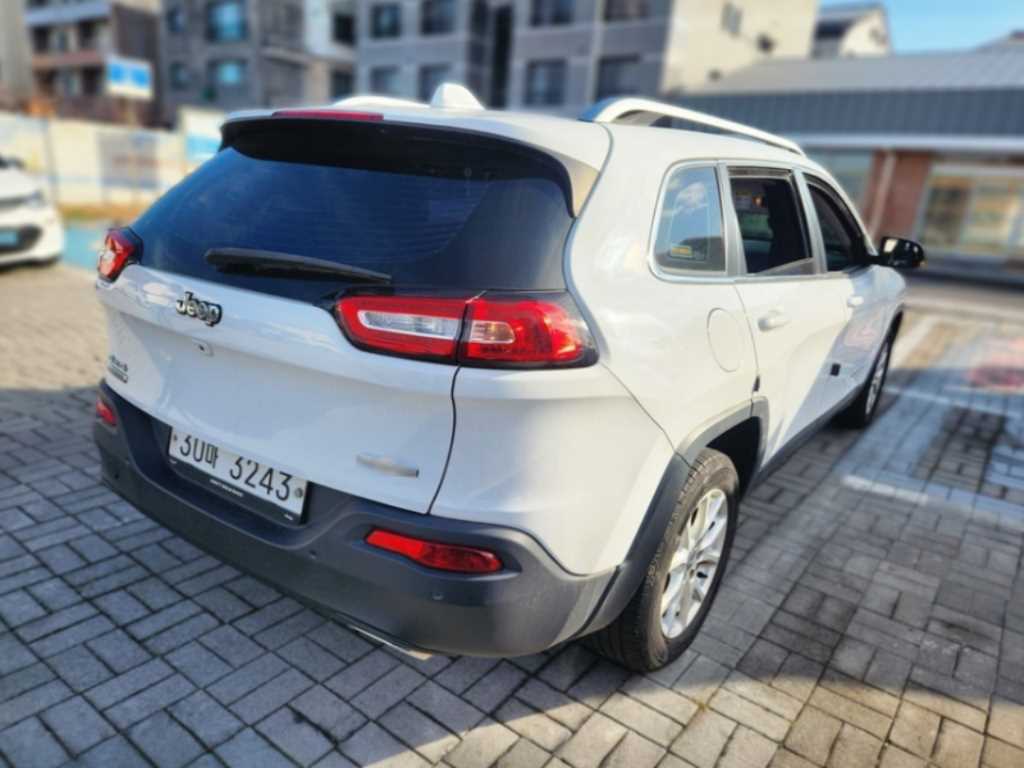 지프 체로키(KL) 2.0 CRD AWD 론지튜드 - 이미지 9