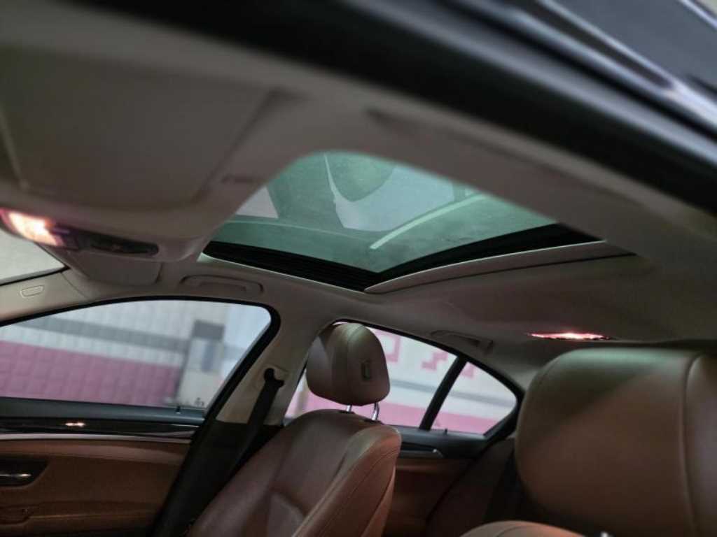 BMW 5시리즈(6세대) 520d xDrive M 에어로다이나믹