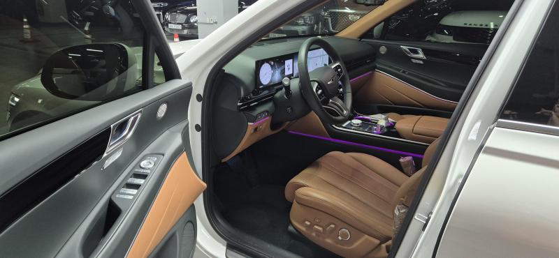 제네시스 뉴 GV80 2.5 가솔린 AWD 기본형 - 이미지 3