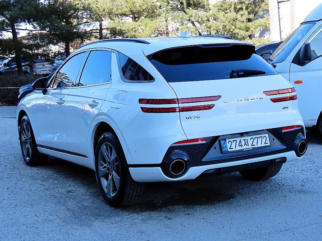 제네시스 GV70 2.5T AWD 스포츠 - 이미지 8