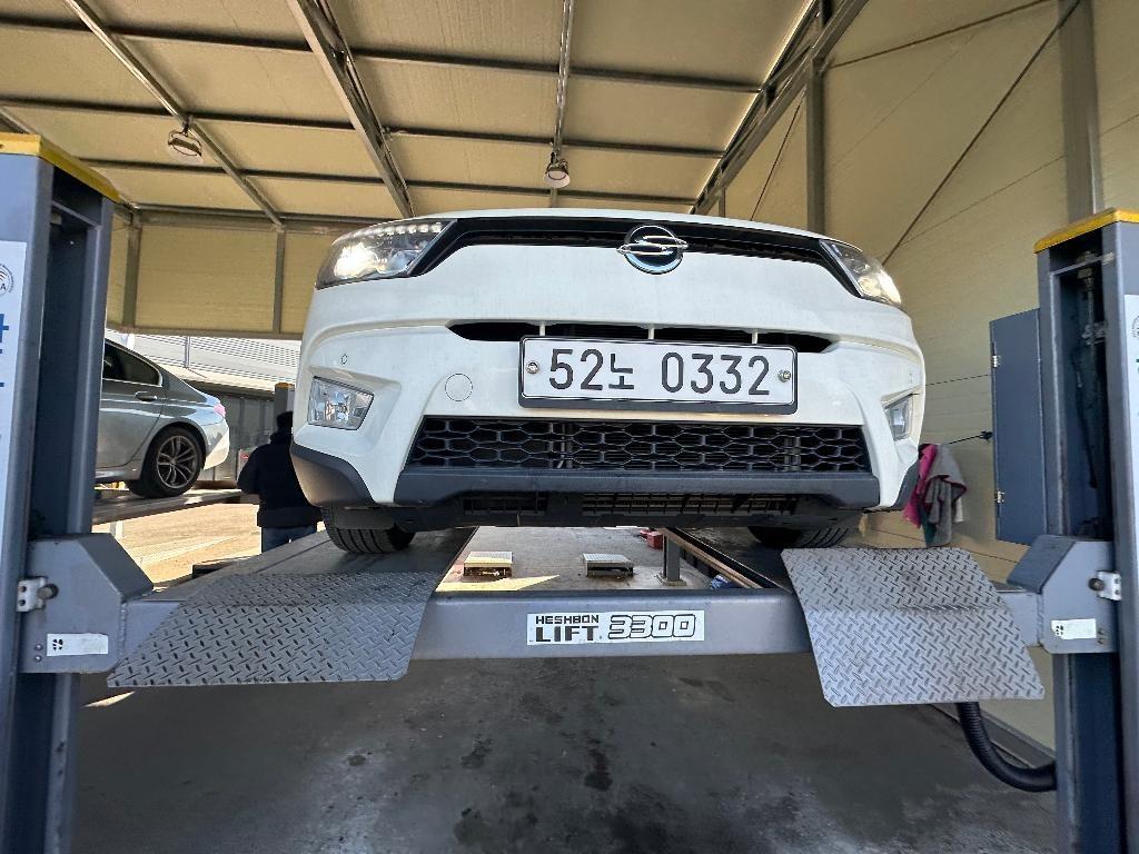 KG모빌리티(쌍용) 티볼리 가솔린 2WD LX 최고급형