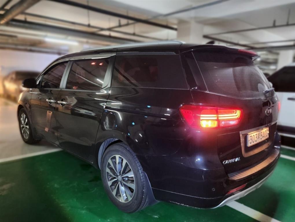 기아 올 뉴카니발 9인승 디젤 럭셔리 - 이미지 9