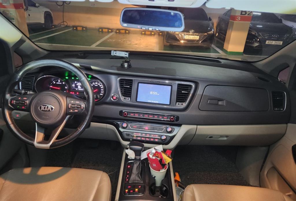 기아 올 뉴카니발 9인승 디젤 럭셔리 - 이미지 4