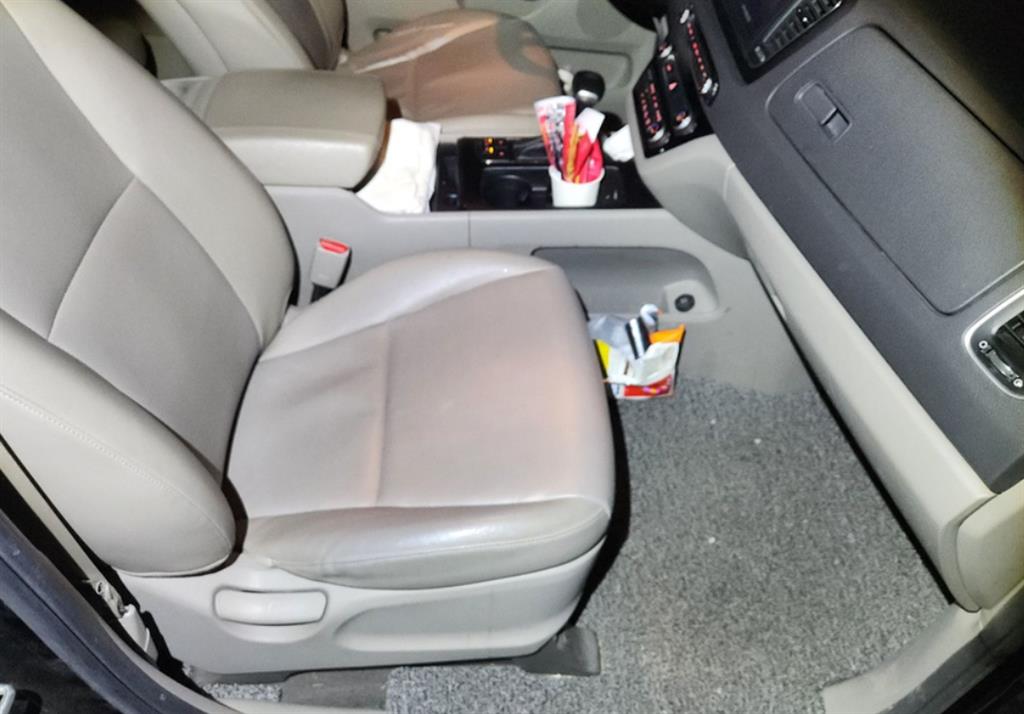 기아 올 뉴카니발 9인승 디젤 럭셔리 - 이미지 7