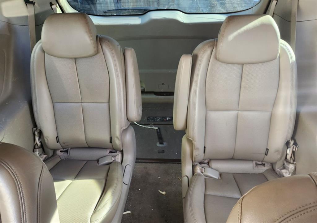 기아 올 뉴카니발 9인승 디젤 노블레스 - 이미지 13