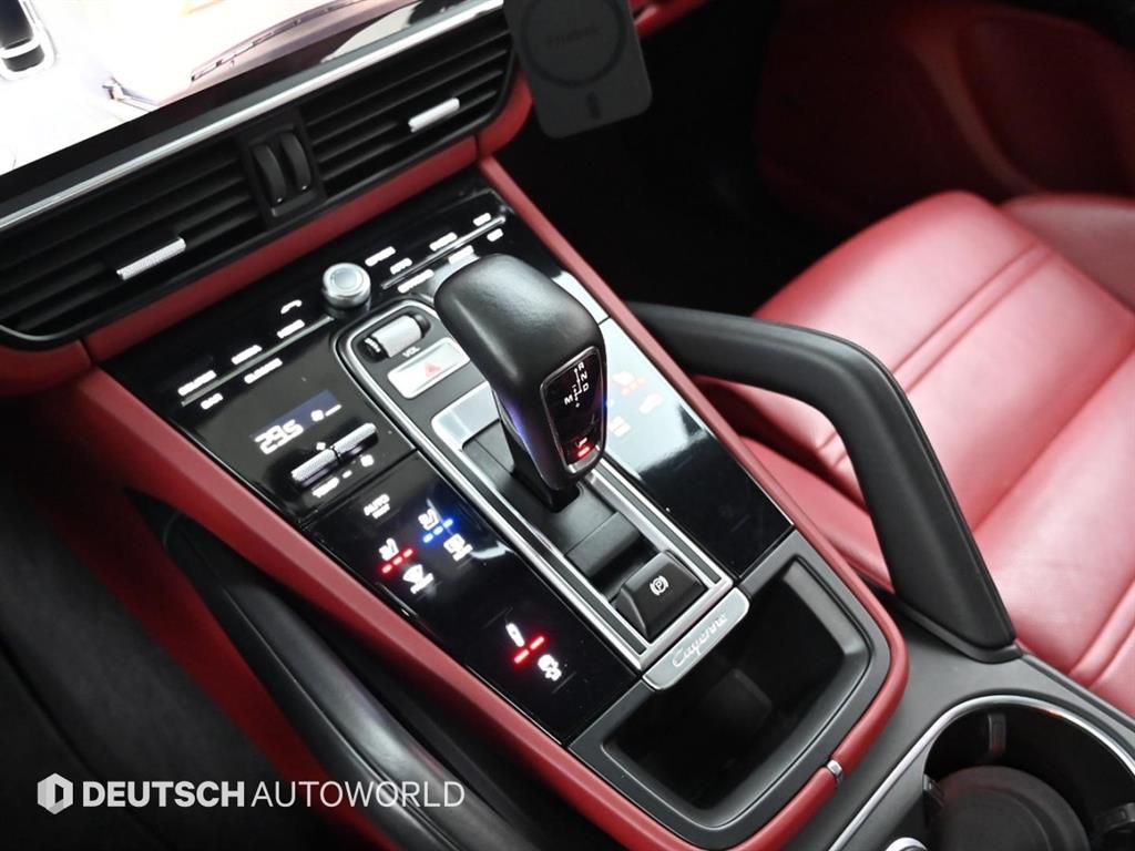 포르쉐 카이엔(3세대) 3.0 V6 쿠페 - 이미지 9