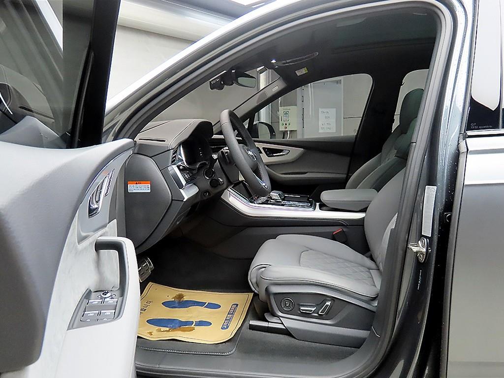 아우디 Q7(2세대) 55 TFSI 콰트로 프리미엄 - 이미지 6