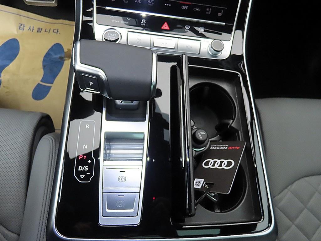 아우디 Q7(2세대) 55 TFSI 콰트로 프리미엄 - 이미지 16