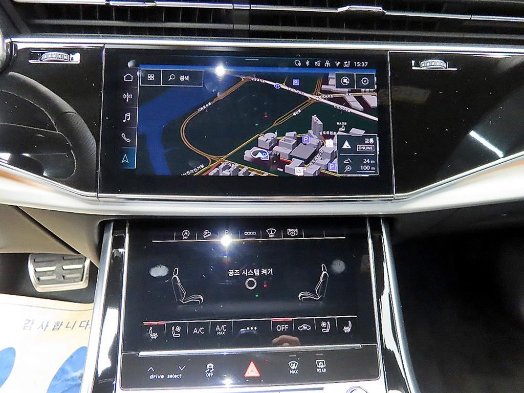 아우디 Q7(2세대) 55 TFSI 콰트로 프리미엄 - 이미지 8