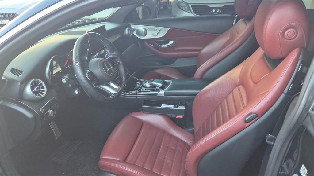 벤츠 C클래스(4세대) C200 쿠페 - 이미지 3