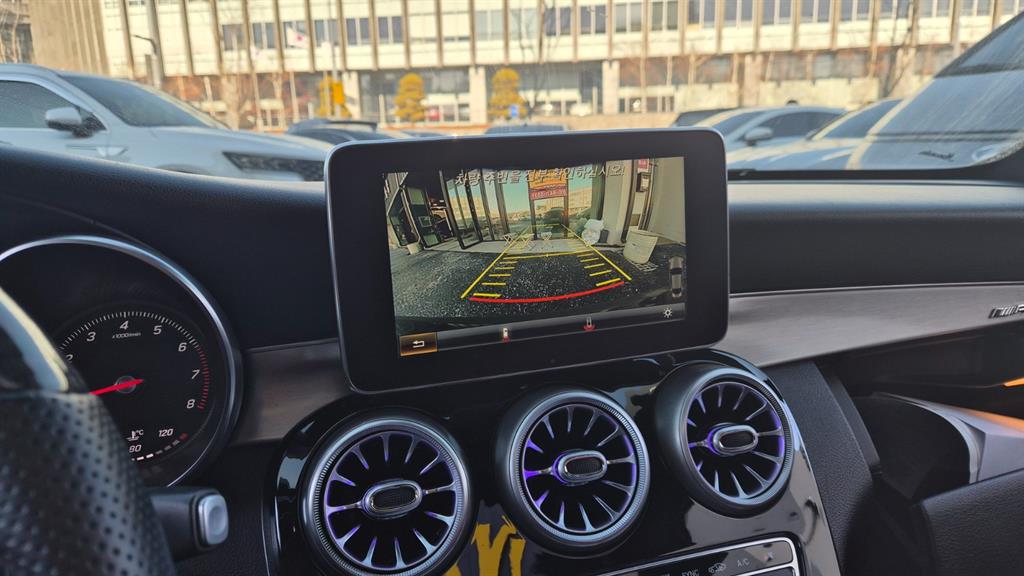 벤츠 C클래스(4세대) C200 쿠페 - 이미지 12