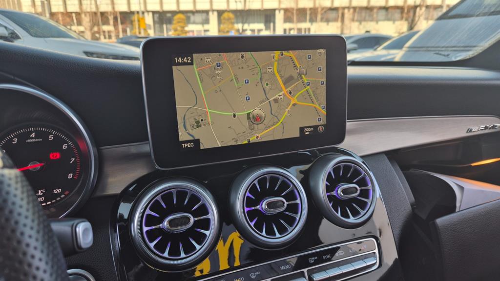 벤츠 C클래스(4세대) C200 쿠페 - 이미지 5