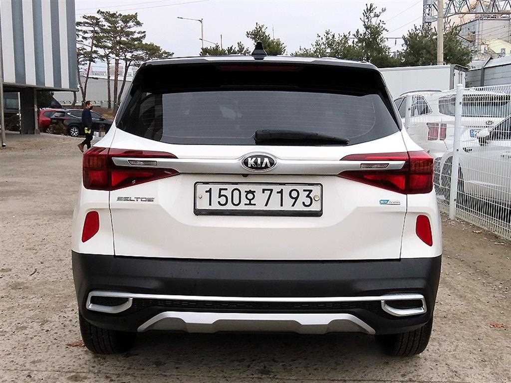 기아 셀토스 1.6 디젤 2WD 프레스티지 - 이미지 19