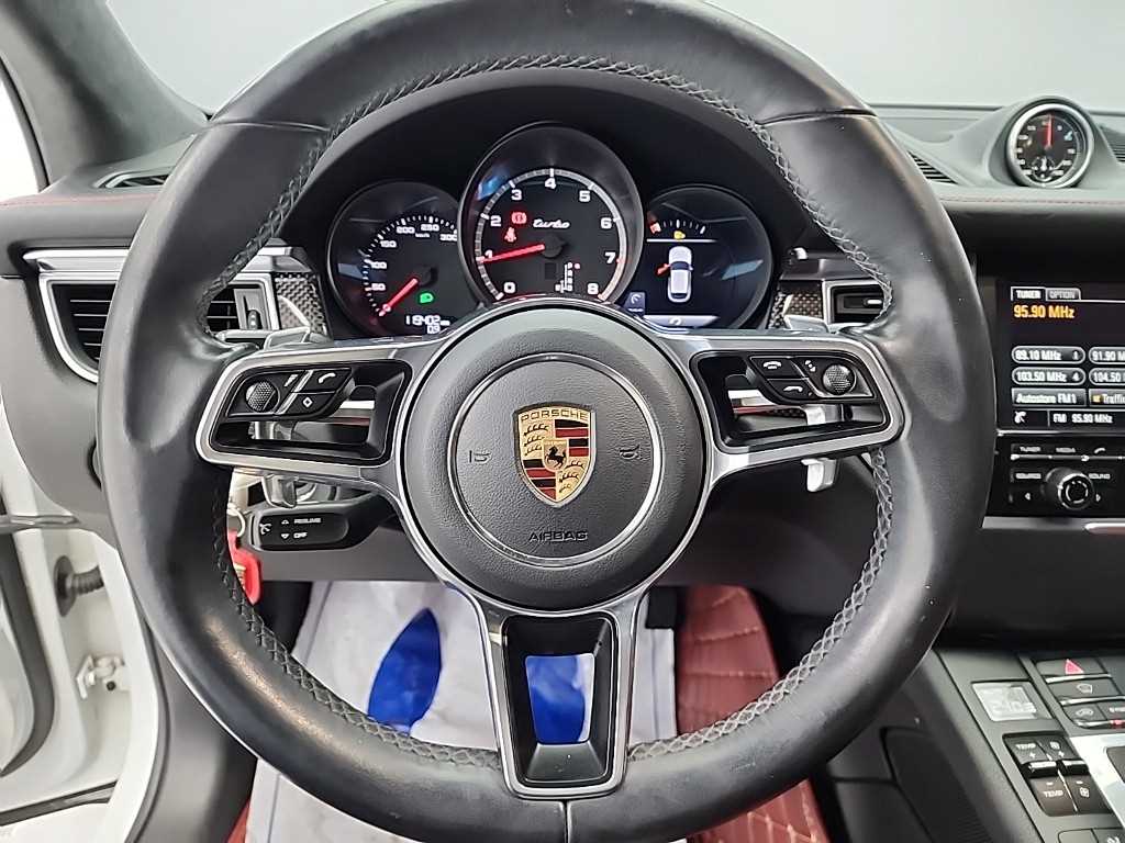 포르쉐 마칸 3.6 터보 - 이미지 9