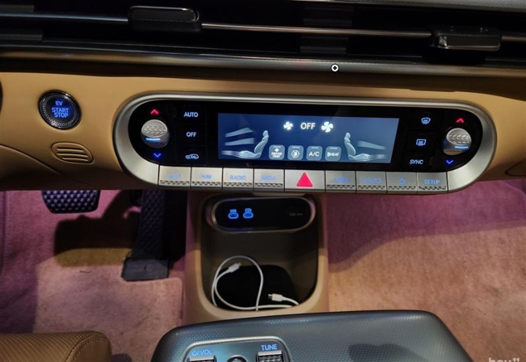 제네시스 GV60 EV 2WD 스탠다드 - 이미지 4