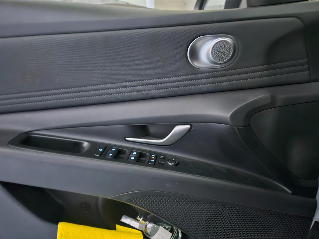 현대 더 뉴아반떼 하이브리드(CN7) 1.6 HEV 모던 - 이미지 16