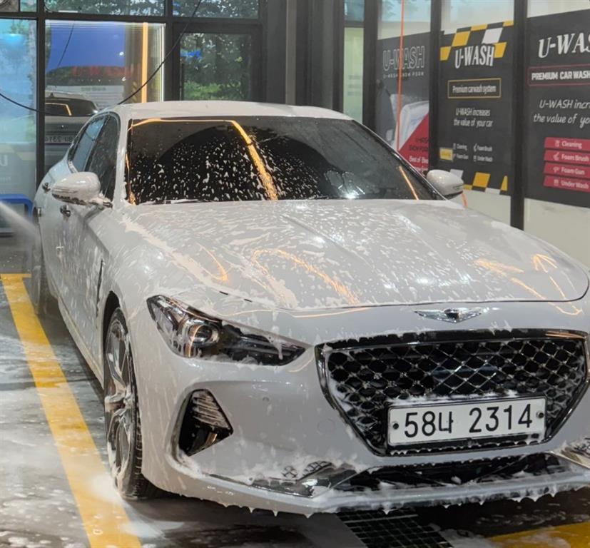 제네시스 G70 2.0T AWD 슈프림