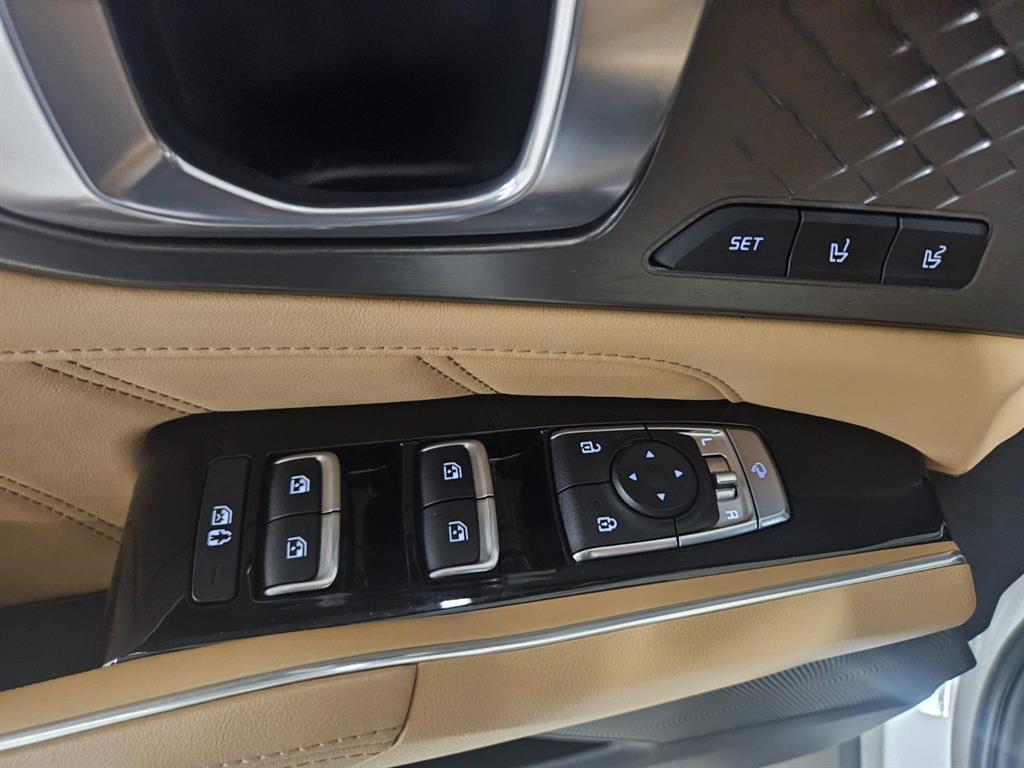 기아 신형쏘렌토(MQ4) 2.2 디젤 2WD 노블레스 - 이미지 3