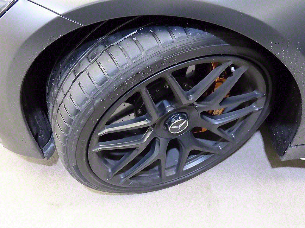 벤츠 AMG GT 63 S 4매틱+ - 이미지 6