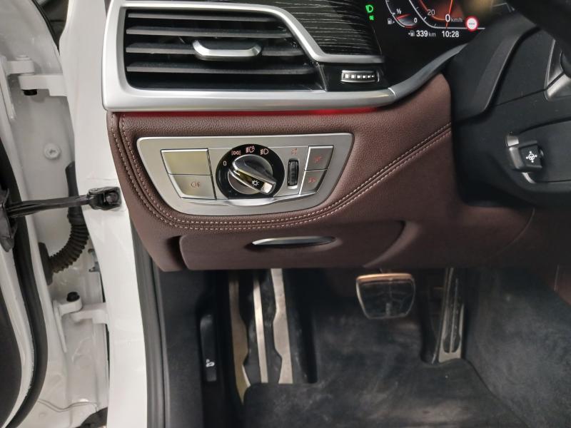 BMW 7시리즈(6세대) 740i sDrive M 스포츠팩 - 이미지 10