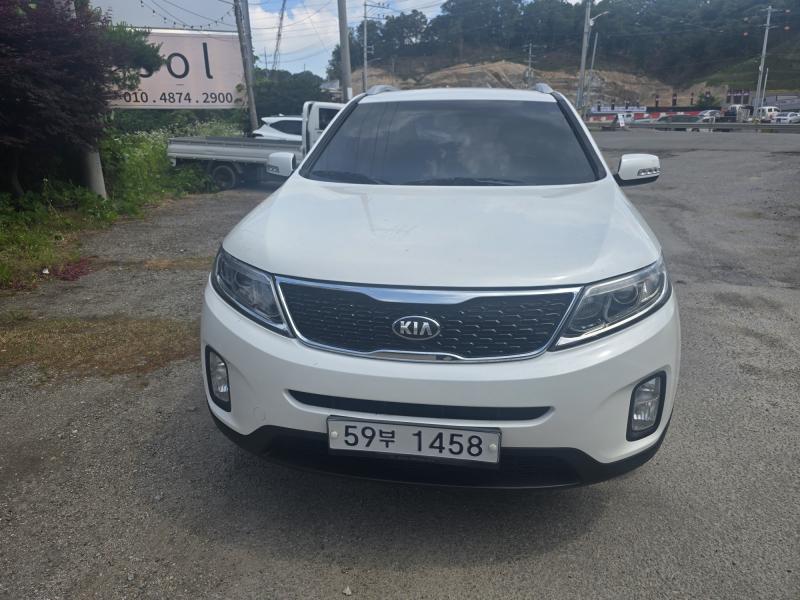 기아 뉴쏘렌토 R R2.0 4WD 프레스티지 - 이미지 2