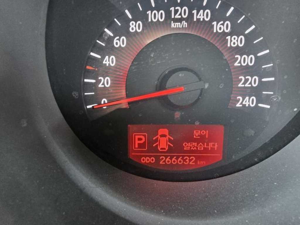 기아 쏘렌토 R 디젤 2.0 2WD TLX 최고급형 - 이미지 5